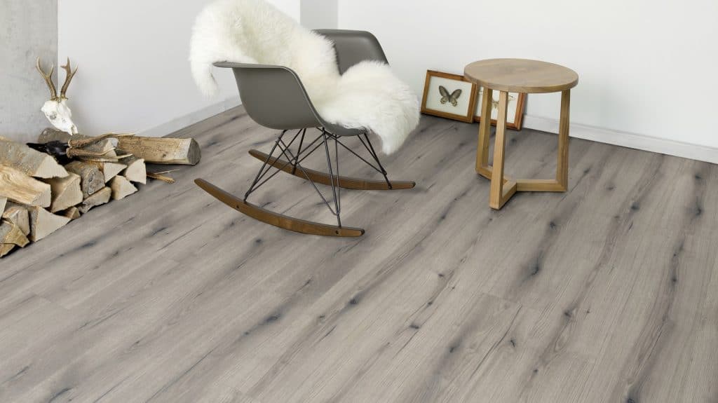VA12-HOG-5576_Heritage Oak Grey_Lifestyle (3) Heritage Oak Grey flooring